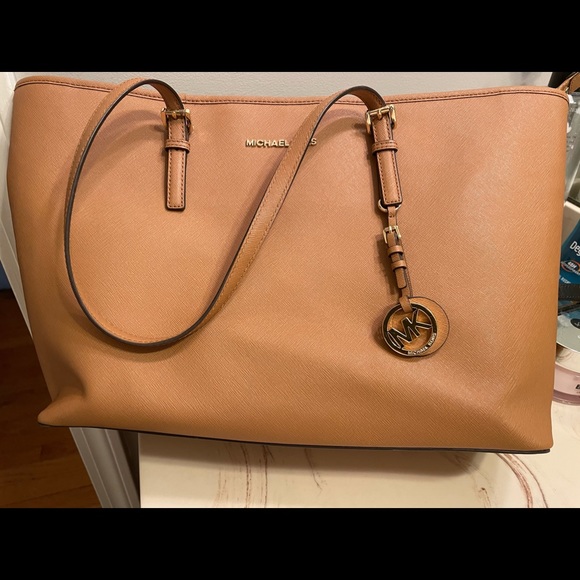 MIchael Kors Computer or shoulder tote bag, - Picture 2 of 5